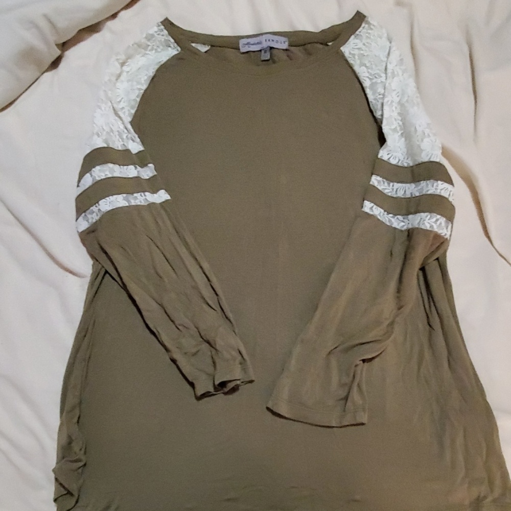 Cute top